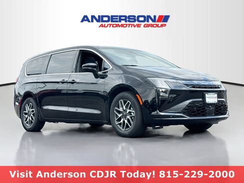 New 2027 Chrysler Pacifica Limited w/ Family Tech Group FWD image 1