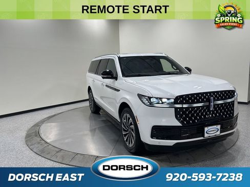 Used 2025 Lincoln Navigator L Black Label image 3