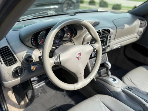 Used 2003 Porsche 911 Carrera image 14