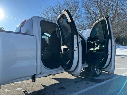 Used 2016 Chevrolet Silverado 1500 LT w/ Max Trailering Package image 12