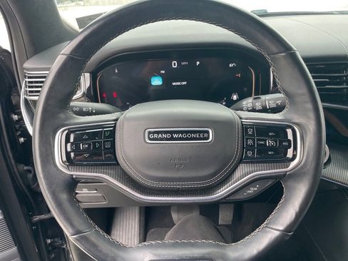 Used 2022 Jeep Grand Wagoneer Series II image 10