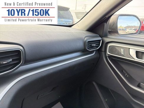 Used 2020 Ford Explorer XLT w/ Equipment Group 202A image 24