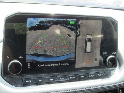 Used 2022 Nissan Rogue Platinum w/ Head-Up Display Package FWD image 26