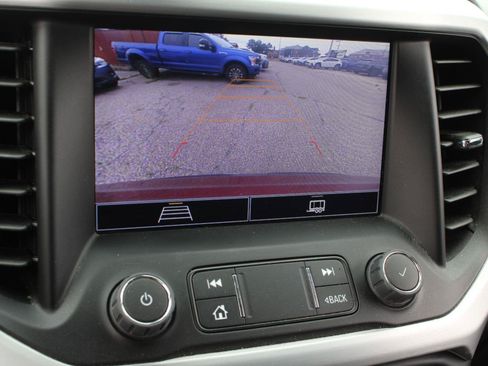 Used 2023 GMC Acadia SLE w/ Driver Convenience Package AWD/4WD image 13