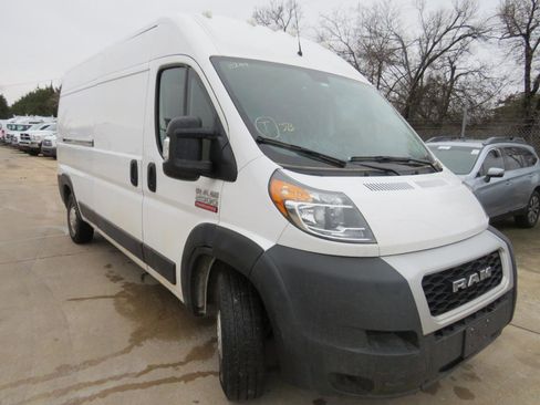Used 2020 RAM ProMaster 2500 w/ Interior Convenience Group image 3