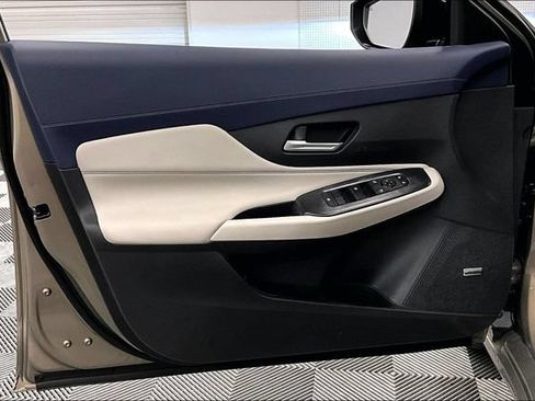 New 2026 Nissan Sentra SL w/ Floor Mat Package FWD image 33