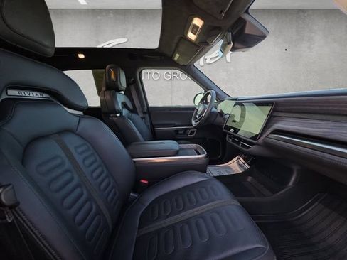 Used 2022 Rivian R1T Adventure AWD/4WD image 24