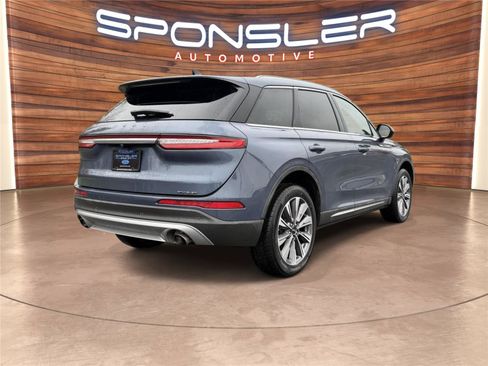 Used 2022 Lincoln Corsair Reserve image 8