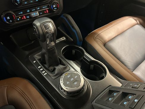 Used 2023 Ford Bronco Outer Banks w/ Sasquatch Package image 23