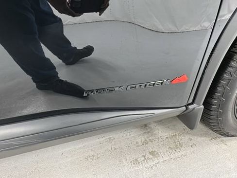 Certified 2025 Nissan Rogue SV AWD/4WD image 38
