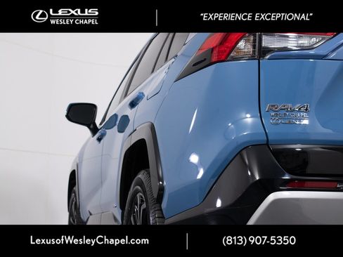 Used 2023 Toyota RAV4 SE AWD/4WD image 6