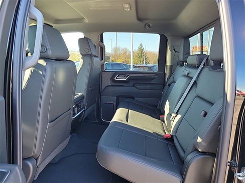 New 2026 GMC Sierra 2500 SLT w/ SLT Premium Package image 11