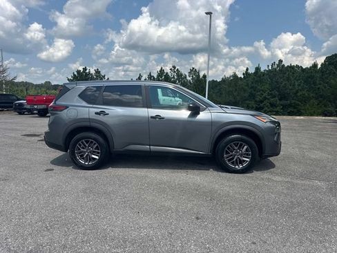 Certified 2024 Nissan Rogue S AWD/4WD image 3