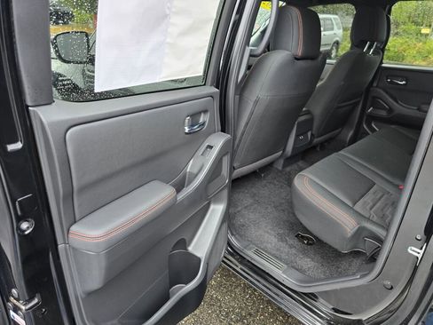 Used 2023 Nissan Frontier PRO-4X w/ Tow Package image 15