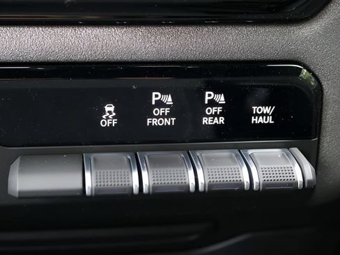 New 2026 RAM 1500 Express RWD image 23