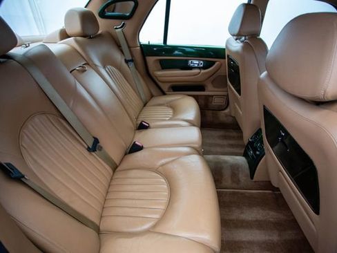 Used 2002 Bentley Arnage R image 26