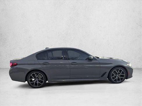 Used 2021 BMW 530i w/ M Sport Package image 4