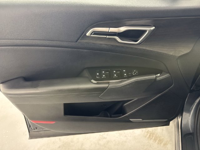 Used 2023 Kia Sportage X-Line AWD/4WD image 19