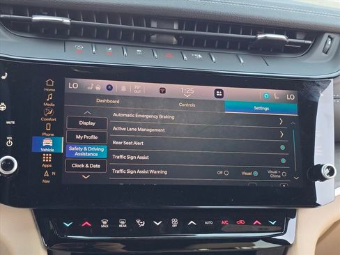 New 2026 Jeep Grand Cherokee L Limited AWD/4WD image 16