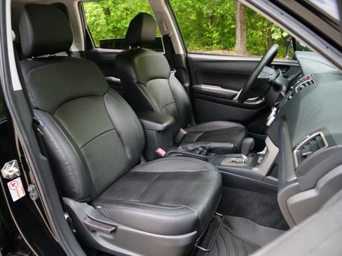 Used 2018 Subaru Forester 2.5i Premium w/ Protection Package #1 AWD/4WD image 38