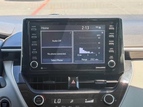 Used 2021 Toyota Corolla LE w/ LE Convenience Package FWD image 14