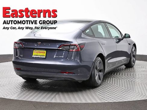 Used 2022 Tesla Model 3 Long Range AWD/4WD image 5