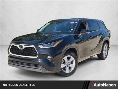 Used 2021 Toyota Highlander LE