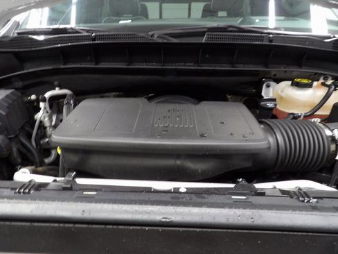 Used 2022 GMC Sierra 1500 AT4X image 29