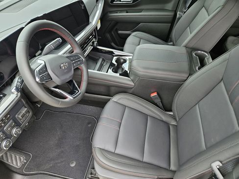 New 2026 Chevrolet Suburban RST w/ Comfort Package AWD/4WD image 16