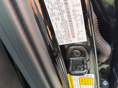 Used 2023 Ford F150 Lariat w/ Equipment Group 502A High image 15