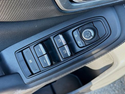 Used 2020 Subaru Forester Premium image 22