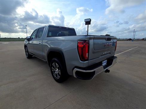 Used 2026 GMC Sierra 1500 SLT RWD image 9