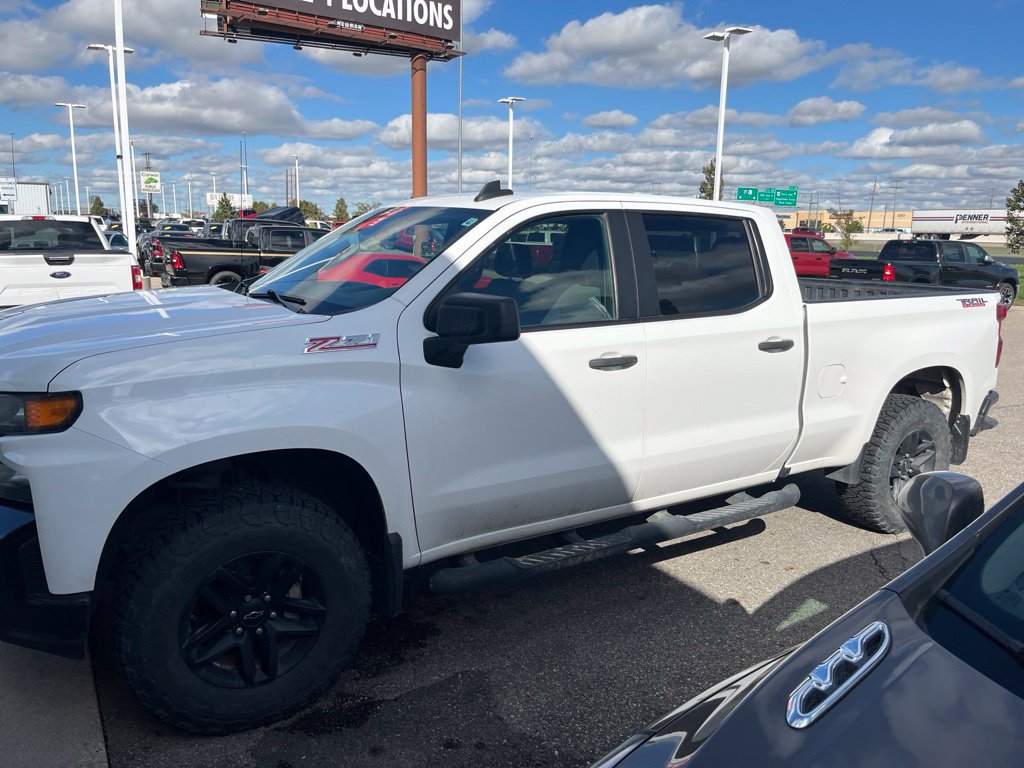 Used 2021 Chevrolet Silverado 1500 Custom Trail Boss w/ Safety Confidence Package AWD/4WD image 4