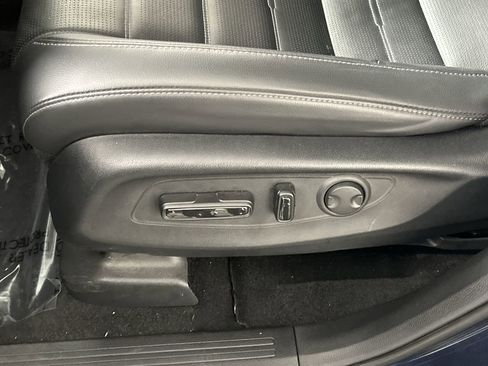 Used 2024 Honda CR-V EX-L image 20