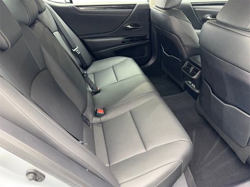 Used 2024 Lexus ES 350 image 38