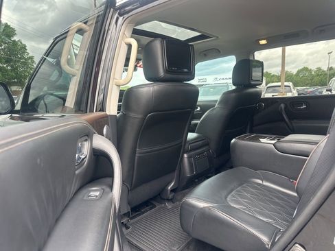 Used 2022 Nissan Armada Platinum w/ Captain's Chairs Package image 16