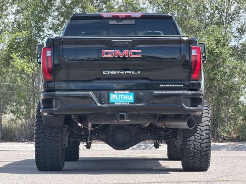 Used 2024 GMC Sierra 2500 Denali w/ Denali Reserve Package AWD/4WD image 7