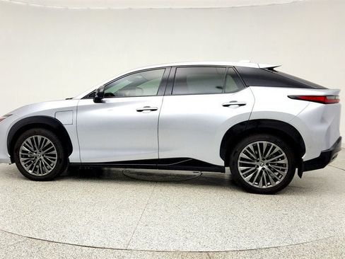 Used 2023 Lexus RZ 450e Premium w/ Accessory Package (A2) AWD/4WD image 8