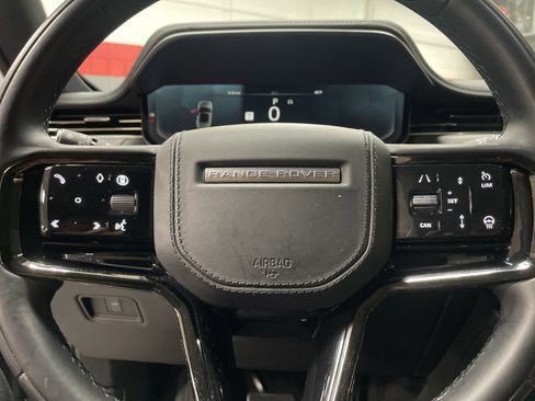 Used 2024 Land Rover Range Rover Sport Dynamic SE image 18