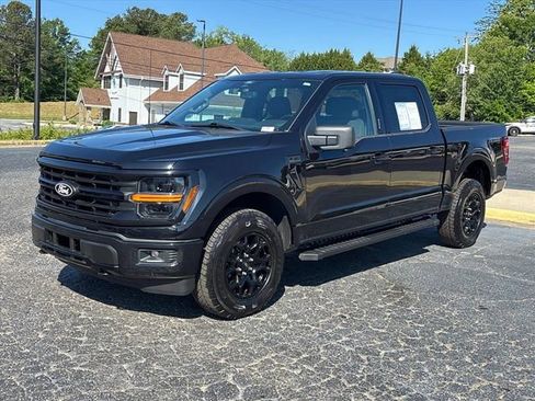 Used 2024 Ford F150 XLT w/ XLT Black Appearance Package AWD/4WD image 3