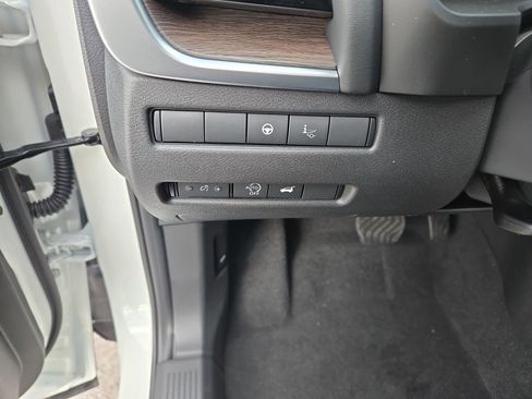 New 2026 Nissan Rogue Platinum w/ Tech Package AWD/4WD image 19