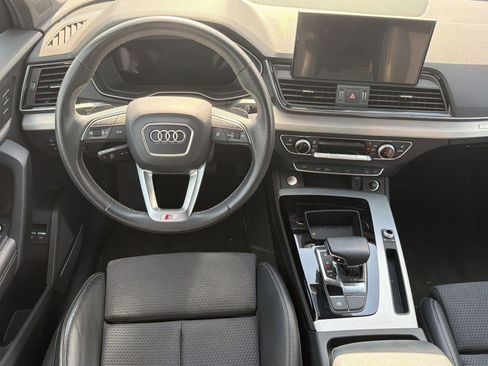 Used 2023 Audi Q5 e Premium Plus w/ Premium Plus Package AWD/4WD image 26