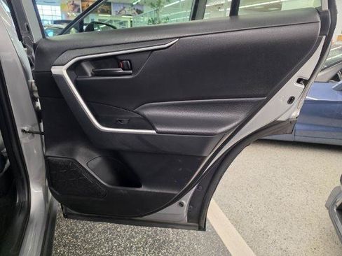 Used 2021 Toyota RAV4 LE FWD image 30