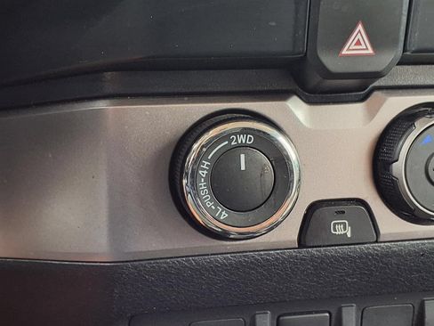 Certified 2023 Toyota Tacoma SR AWD/4WD image 21