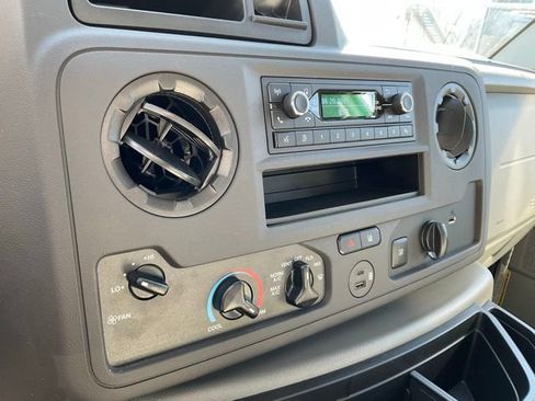 New 2024 Ford E-450 and Econoline 450 Super Duty w/ Driver's Safety Package image 19