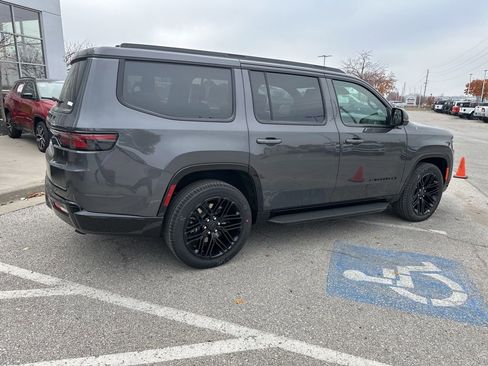 New 2025 Jeep Wagoneer Series II w/ Convenience Group I image 33