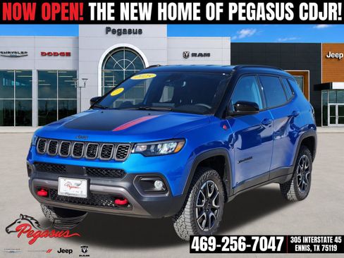 New 2025 Jeep Compass Trailhawk AWD/4WD image 2