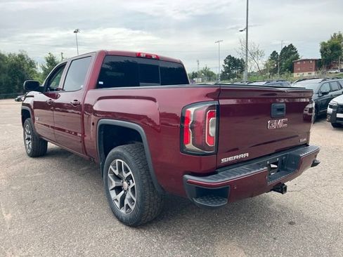 Used 2017 GMC Sierra 1500 SLT AWD/4WD image 3