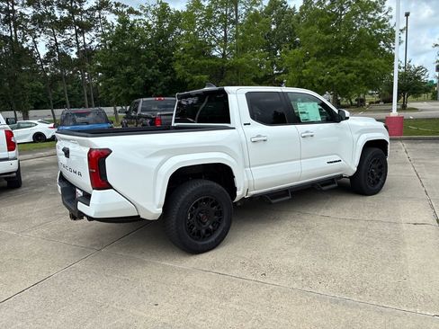 New 2026 Toyota Tacoma SR5 AWD/4WD image 7