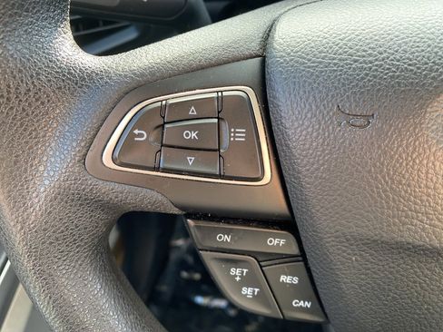 Used 2019 Ford EcoSport S image 9